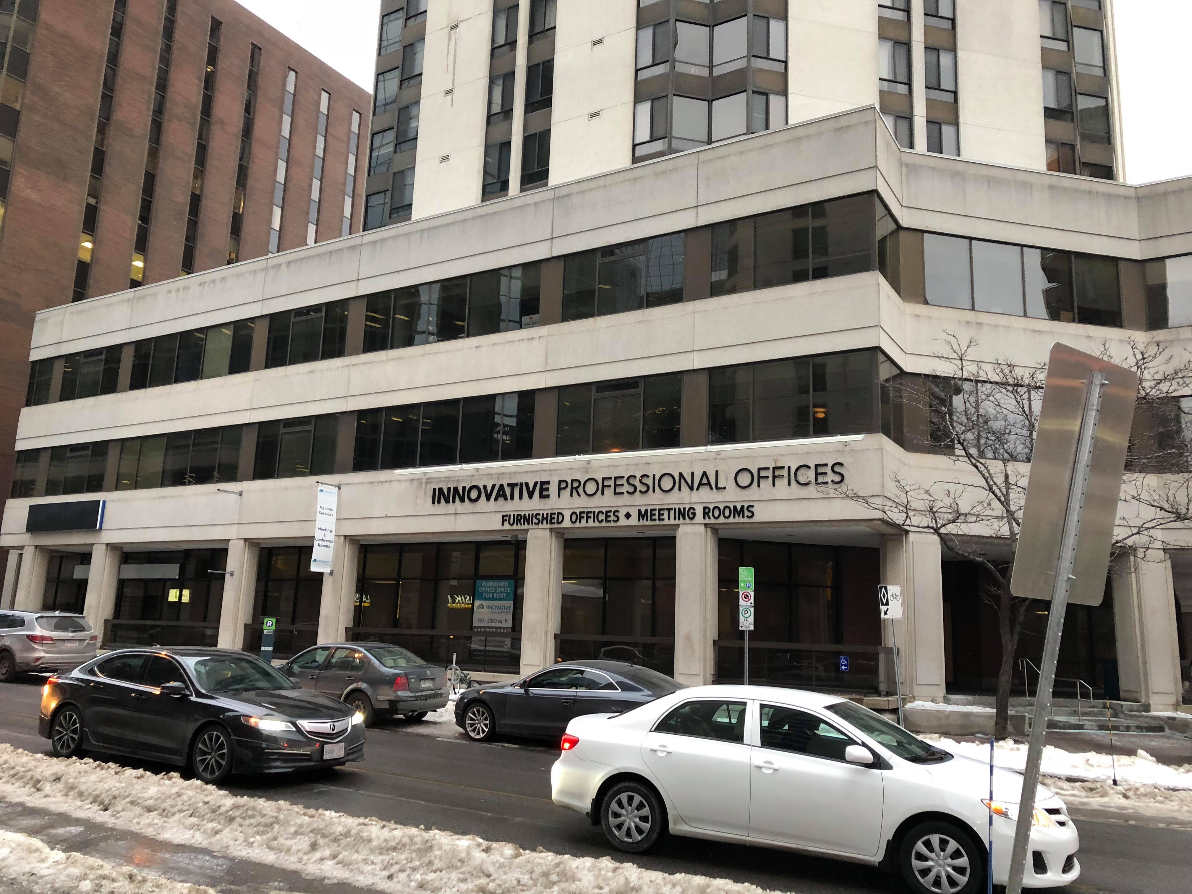 440 Laurier Ave W, Ottawa, ON K1R 7X6