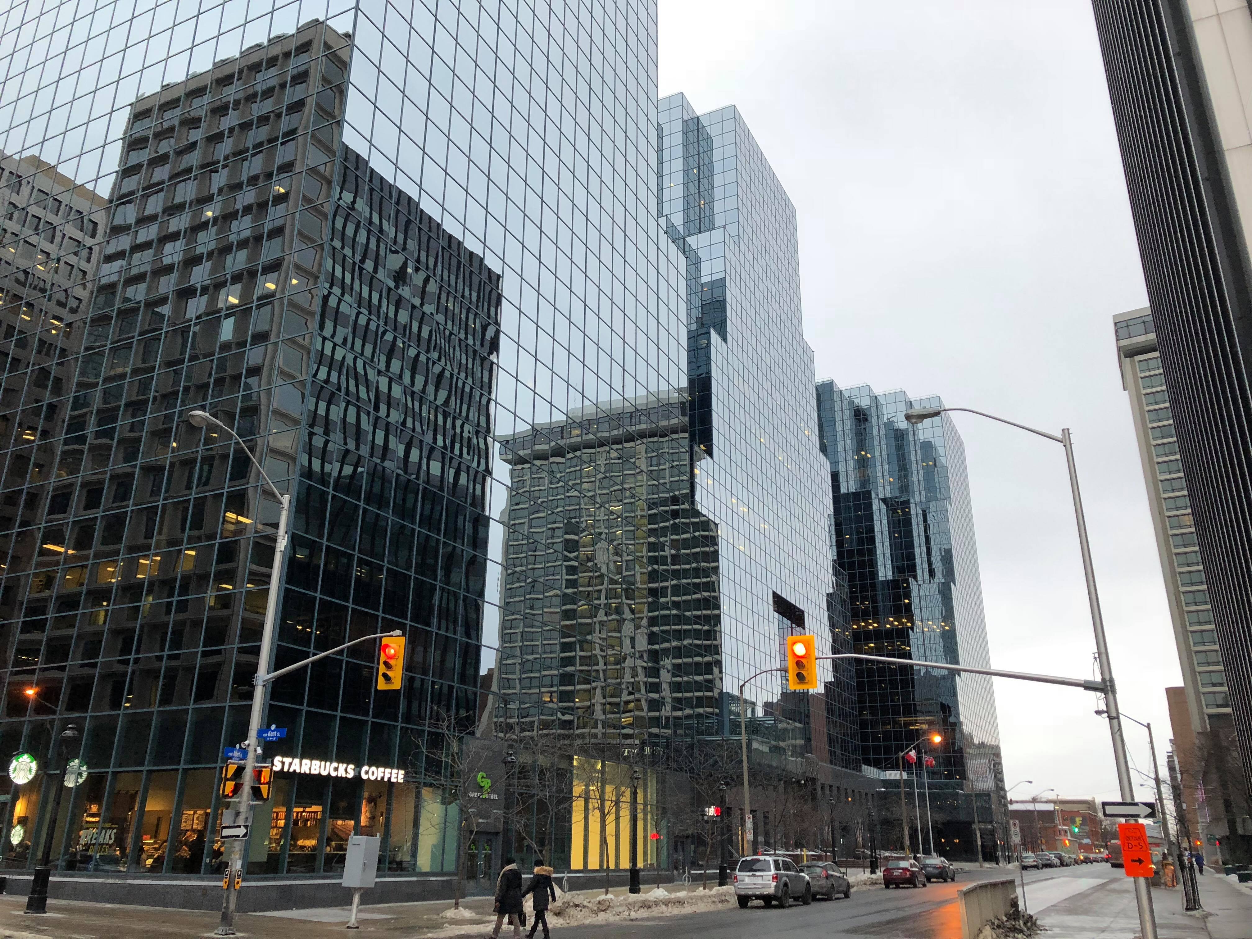350 Albert St, Ottawa, ON K1R 1A4